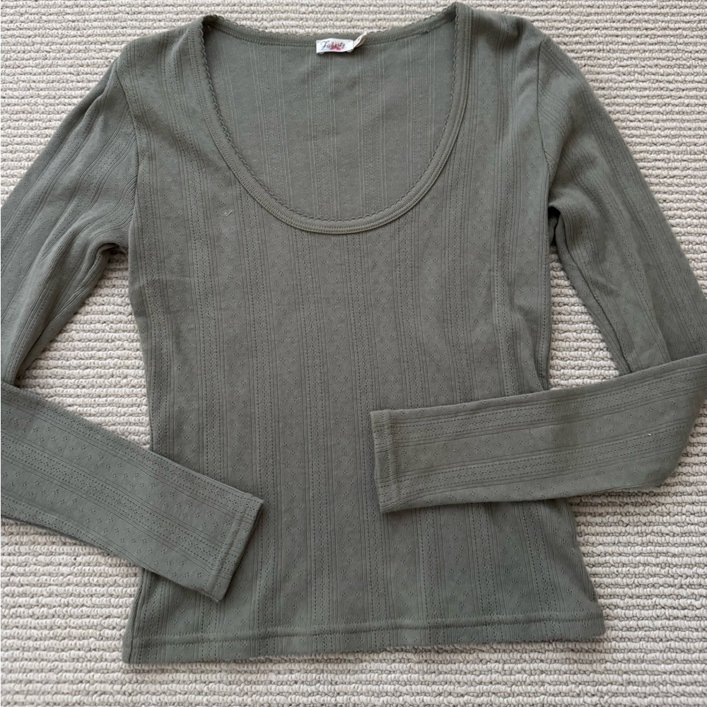Faherty Olive Green Scoop Neck Long Sleeve Top